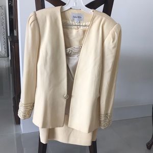 Cream with pearl details